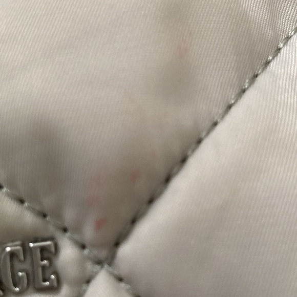 Lovely MZ Wallace quilted Madison handbag./French grey color/very good condn - Picture 17 of 17